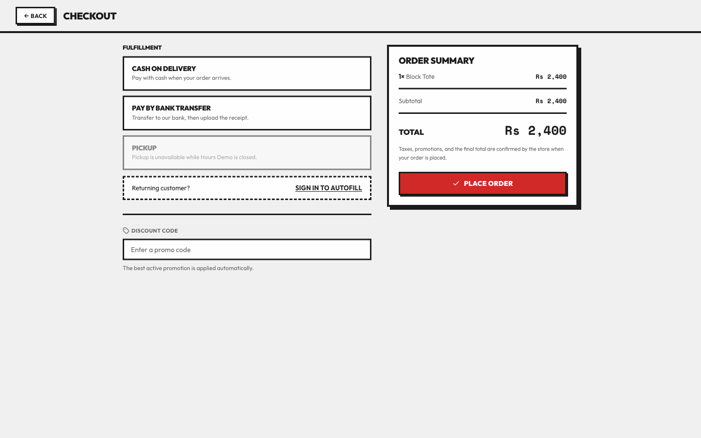 Check the offered method, autofilled contact details and final total before placing the order.